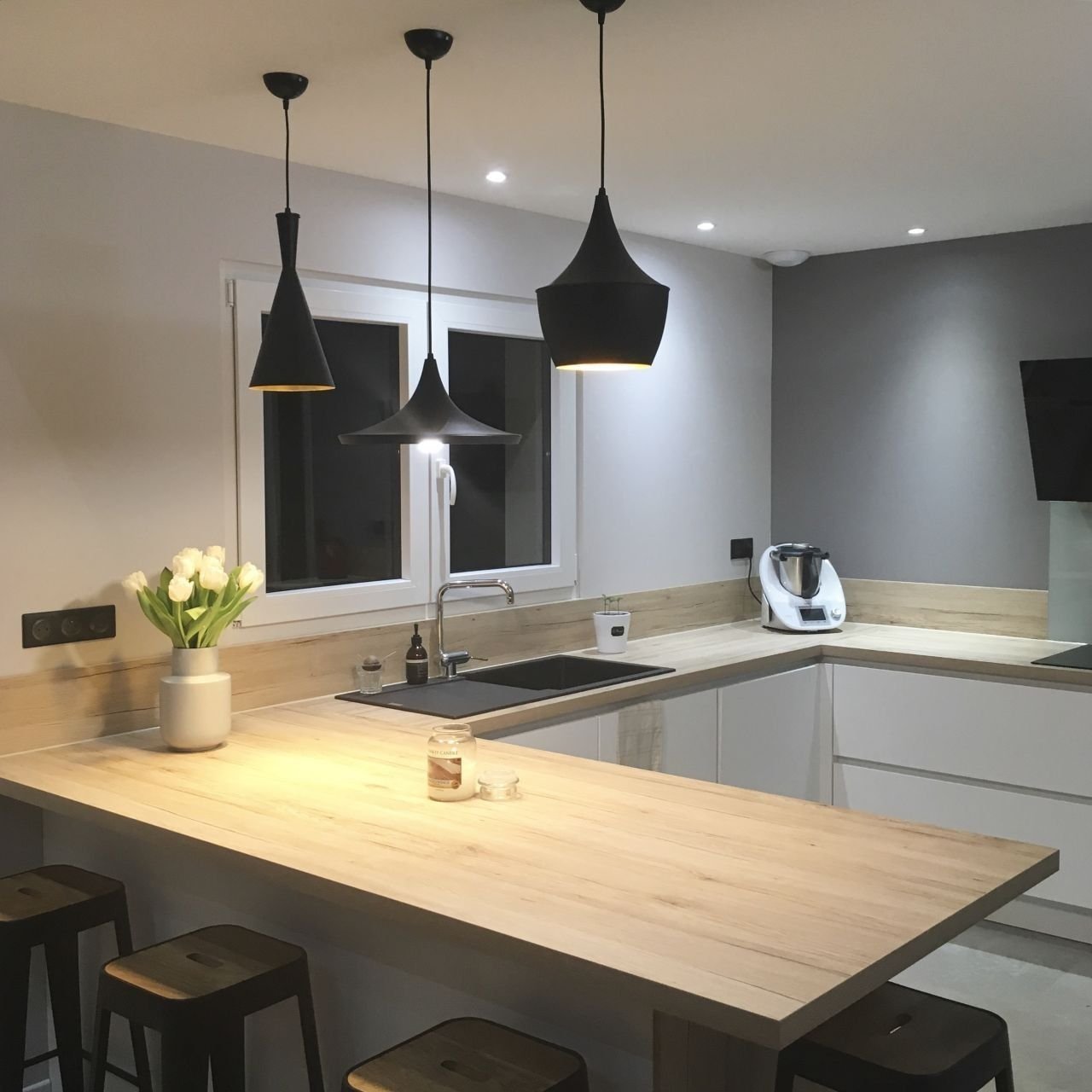 Ceiling Light Installation (without assembly)